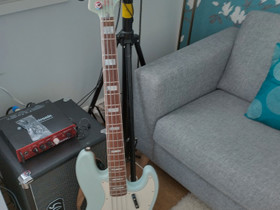 Fender Jazz Bass juhlamalli, Amerikan käsintehty., Kitarat, bassot ja vahvistimet, Musiikki ja soittimet, Rovaniemi, Tori.fi Fender Jazz Bass juhlamalli, Amerikan käsintehty., Kitarat, bassot ja vahvistimet, Musiikki ja soittimet, Rovaniemi, Tori.fi