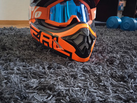 Motocross kypärä + lasit, Ajoasut, kengät ja kypärät, Mototarvikkeet ja varaosat, Asikkala, Tori.fi Motocross kypärä + lasit, Ajoasut, kengät ja kypärät, Mototarvikkeet ja varaosat, Asikkala, Tori.fi