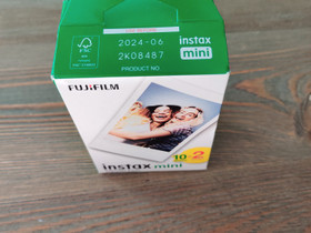 Intax mini, Polaroid kameraan, Valokuvaustarvikkeet, Kamerat ja valokuvaus, Vantaa, Tori.fi Intax mini, Polaroid kameraan, Valokuvaustarvikkeet, Kamerat ja valokuvaus, Vantaa, Tori.fi