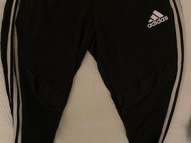Adidas Verkkarit, Vaatteet ja kengät, Helsinki, Tori.fi Adidas Verkkarit, Vaatteet ja kengät, Helsinki, Tori.fi