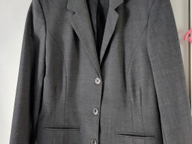 Blazer / käyttämättä 40, 42, Vaatteet ja kengät, Helsinki, Tori.fi Blazer / käyttämättä 40, 42, Vaatteet ja kengät, Helsinki, Tori.fi