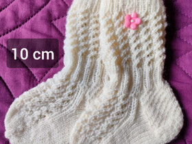 10 cm valkoiset merinovillaiset vauvan villasukat, Käsityöt, Savonlinna, Tori.fi 10 cm valkoiset merinovillaiset vauvan villasukat, Käsityöt, Savonlinna, Tori.fi