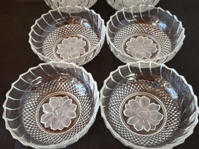 Jälkiruokakuppi 6kpl Lavender retro, Tarjoiluastiat, Keittiötarvikkeet ja astiat, Taipalsaari, Tori.fi Jälkiruokakuppi 6kpl Lavender retro, Tarjoiluastiat, Keittiötarvikkeet ja astiat, Taipalsaari, Tori.fi