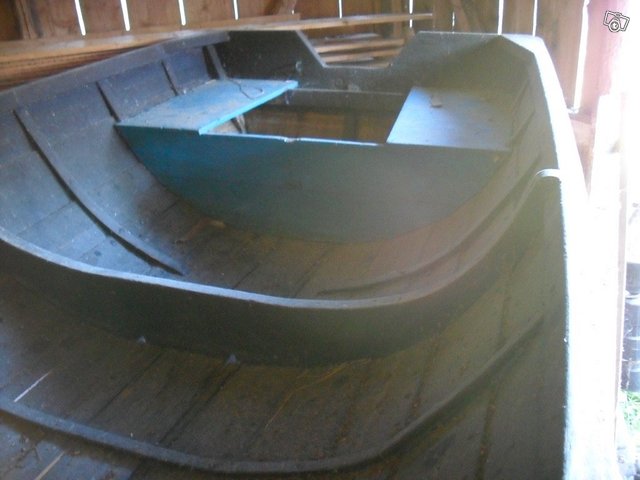Vanha puuvene 2