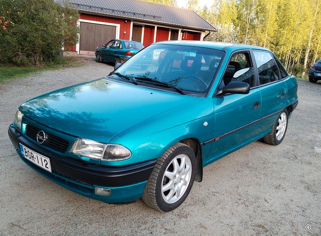 Opel Astra, kuva 1