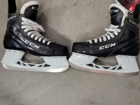 Luistimet CCM 9350, koko 42, Jääkiekko ja luistelu, Urheilu ja ulkoilu, Lohja, Tori.fi Luistimet CCM 9350, koko 42, Jääkiekko ja luistelu, Urheilu ja ulkoilu, Lohja, Tori.fi