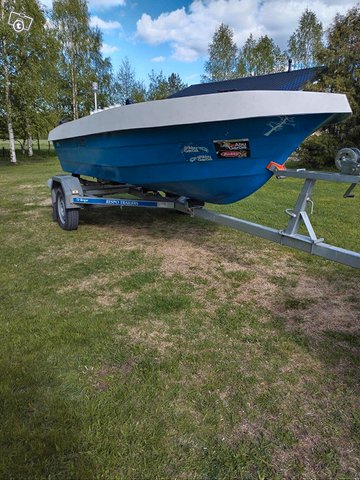 Moottorivene Honka MR 440 R, kuva 1