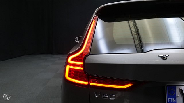 Volvo V60 15