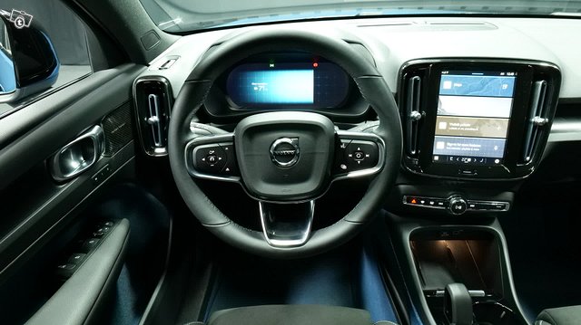 Volvo C40 13