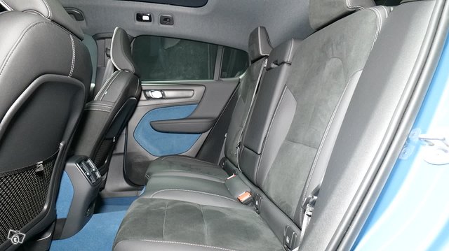 Volvo C40 14