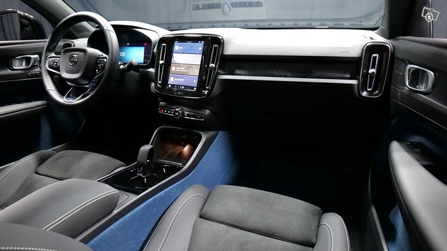 Volvo C40 17