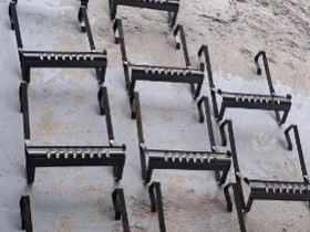 Tikasaskelmat tiilikatolle, Ormax, Eristys ja katot, Rakennustarvikkeet ja työkalut, Heinola, Tori.fi Tikasaskelmat tiilikatolle, Ormax, Eristys ja katot, Rakennustarvikkeet ja työkalut, Heinola, Tori.fi