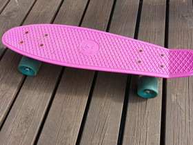 Pinkki Cruiser, Rullaluistelu ja skeittaus, Urheilu ja ulkoilu, Joensuu, Tori.fi Pinkki Cruiser, Rullaluistelu ja skeittaus, Urheilu ja ulkoilu, Joensuu, Tori.fi