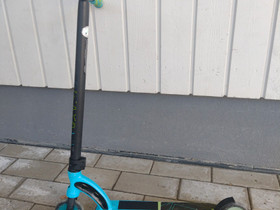 Scootti, Rullaluistelu ja skeittaus, Urheilu ja ulkoilu, Liperi, Tori.fi Scootti, Rullaluistelu ja skeittaus, Urheilu ja ulkoilu, Liperi, Tori.fi