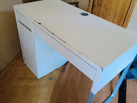 Ikea kirjoituspöytä, Pöydät ja tuolit, Sisustus ja huonekalut, Ii, Tori.fi Ikea kirjoituspöytä, Pöydät ja tuolit, Sisustus ja huonekalut, Ii, Tori.fi