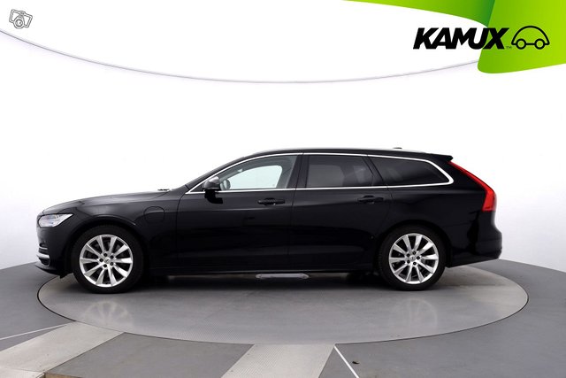 Volvo V90 13