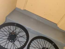 Vanteet, Renkaat, Mototarvikkeet ja varaosat, Tuusula, Tori.fi Vanteet, Renkaat, Mototarvikkeet ja varaosat, Tuusula, Tori.fi