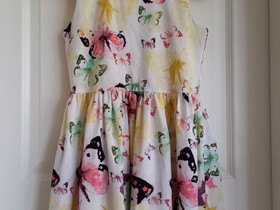 Mekko 146 cm, Lastenvaatteet ja kengät, Tuusula, Tori.fi Mekko 146 cm, Lastenvaatteet ja kengät, Tuusula, Tori.fi