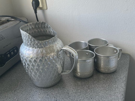 Kannu +4 mukit, Tarjoiluastiat, Keittiötarvikkeet ja astiat, Vaasa, Tori.fi Kannu +4 mukit, Tarjoiluastiat, Keittiötarvikkeet ja astiat, Vaasa, Tori.fi