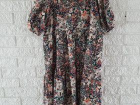 Kaiko blooming forest midi dress S, Vaatteet ja kengät, Kokkola, Tori.fi Kaiko blooming forest midi dress S, Vaatteet ja kengät, Kokkola, Tori.fi