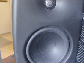Genelec M040, Audio ja musiikkilaitteet, Viihde-elektroniikka, Espoo, Tori.fi Genelec M040, Audio ja musiikkilaitteet, Viihde-elektroniikka, Espoo, Tori.fi