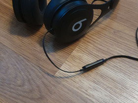 Beats kuulokkeet, Audio ja musiikkilaitteet, Viihde-elektroniikka, Helsinki, Tori.fi Beats kuulokkeet, Audio ja musiikkilaitteet, Viihde-elektroniikka, Helsinki, Tori.fi