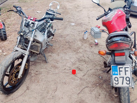 CBR ja NSR 125cc Hondan osia., Moottoripyörän varaosat ja tarvikkeet, Mototarvikkeet ja varaosat, Lappeenranta, Tori.fi CBR ja NSR 125cc Hondan osia., Moottoripyörän varaosat ja tarvikkeet, Mototarvikkeet ja varaosat, Lappeenranta, Tori.fi