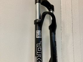 Rock Shox Tora keula 26 kiekolle ja levyjarrulle, Pyörätarvikkeet ja kypärät, Polkupyörät ja pyöräily, Helsinki, Tori.fi Rock Shox Tora keula 26 kiekolle ja levyjarrulle, Pyörätarvikkeet ja kypärät, Polkupyörät ja pyöräily, Helsinki, Tori.fi