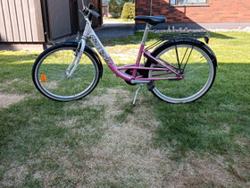 Carraro tyttöjen 24" pyörä, Hybridipyörät, Polkupyörät ja pyöräily, Alavieska, Tori.fi Carraro tyttöjen 24" pyörä, Hybridipyörät, Polkupyörät ja pyöräily, Alavieska, Tori.fi