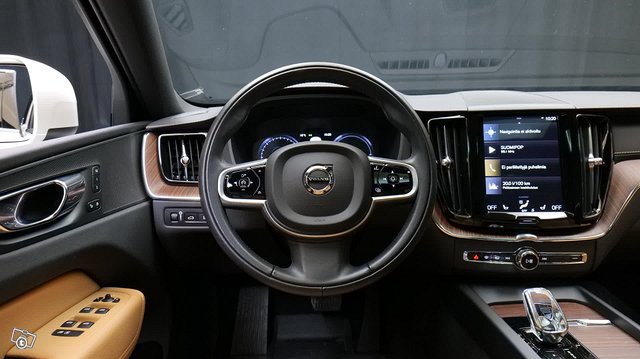 Volvo XC60 6