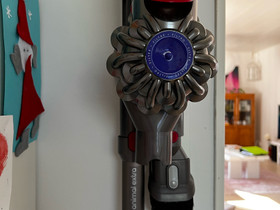 Dyson v7 Animal extra, Pölynimurit ja siivousvälineet, Kodinkoneet, Rovaniemi, Tori.fi Dyson v7 Animal extra, Pölynimurit ja siivousvälineet, Kodinkoneet, Rovaniemi, Tori.fi