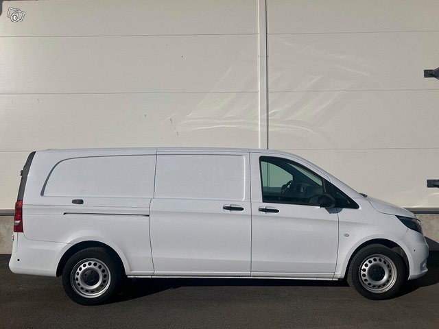 Mercedes-Benz Vito 5