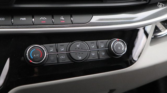 Maxus E-Deliver 9 20