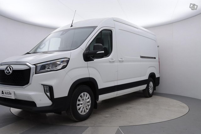 Maxus E-Deliver 9 1