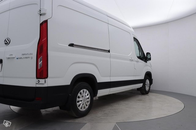Maxus E-Deliver 9 4