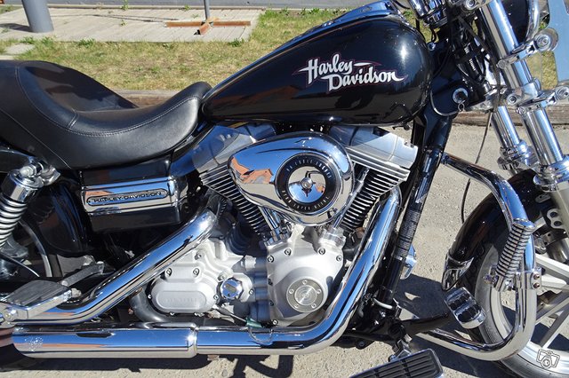 Harley-Davidson FXDC 1584 -09 3