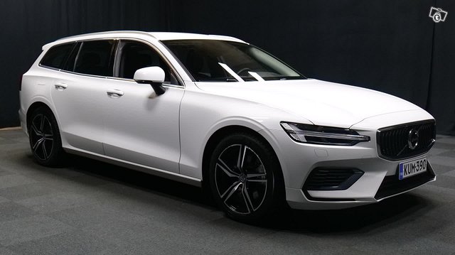 Volvo V60 4