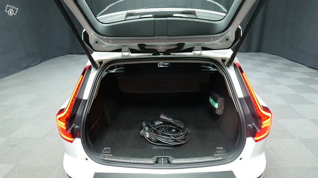 Volvo V60 14
