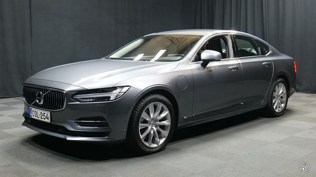 Volvo S90 1
