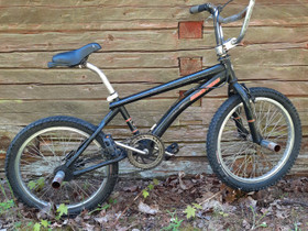 Temppupyörä, Schwinn Quality, Lasten pyörät, Polkupyörät ja pyöräily, Huittinen, Tori.fi Temppupyörä, Schwinn Quality, Lasten pyörät, Polkupyörät ja pyöräily, Huittinen, Tori.fi