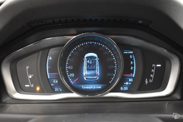 Volvo V70 18