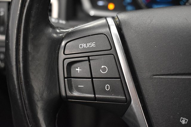 Volvo V70 19