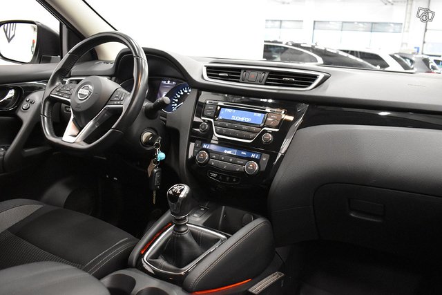 Nissan Qashqai 16