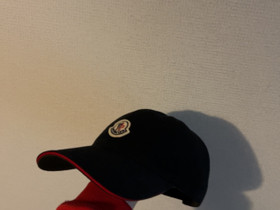 Moncler lippis, Laukut ja hatut, Asusteet ja kellot, Mikkeli, Tori.fi Moncler lippis, Laukut ja hatut, Asusteet ja kellot, Mikkeli, Tori.fi