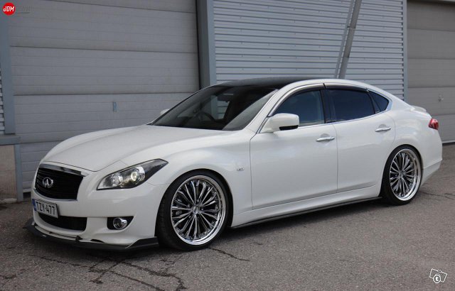 Nissan Fuga