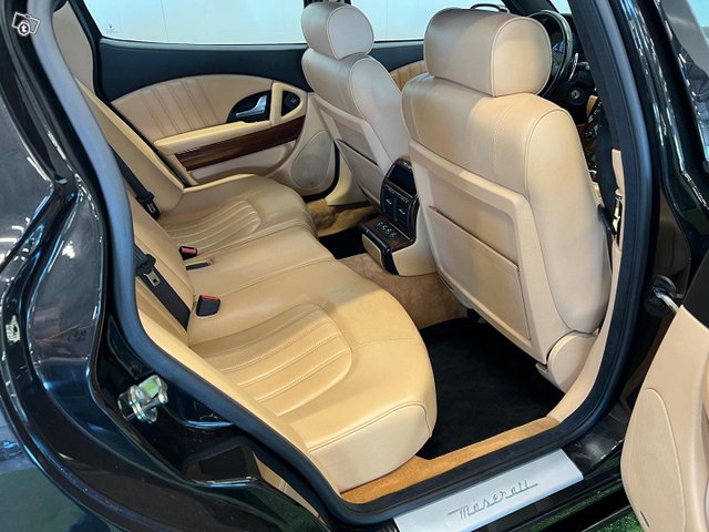 Maserati Quattroporte 11
