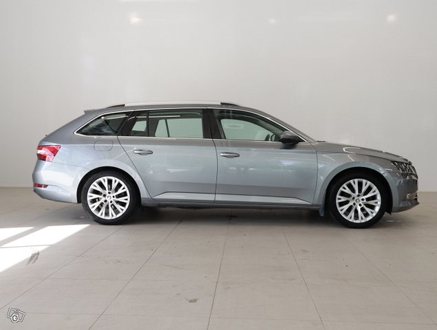 Skoda Superb 4