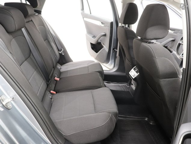Skoda Superb 10
