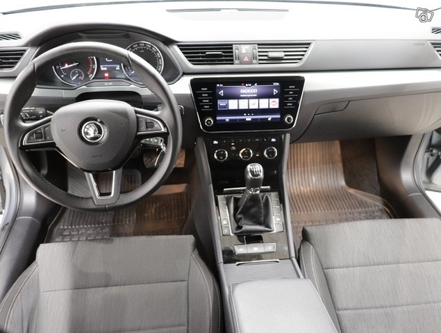 Skoda Superb 12