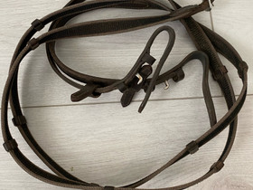 Ruskeat ohjat pony, Satulat ja varusteet, Hevoset ja hevosurheilu, Asikkala, Tori.fi Ruskeat ohjat pony, Satulat ja varusteet, Hevoset ja hevosurheilu, Asikkala, Tori.fi